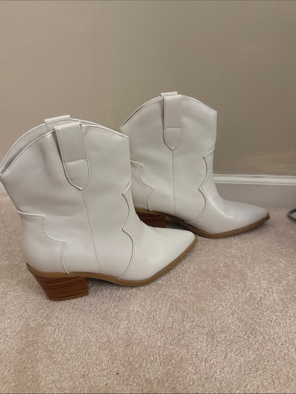BAMBOO White Western-Inspired Ankle Booties